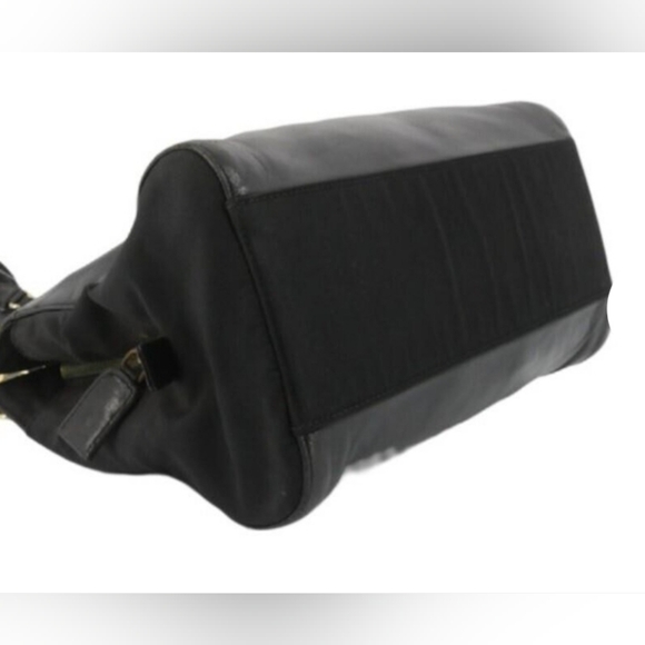 100% Authentic Prada Nero Soft Leather Chain Shoulder Bag - Picture 4 of 6